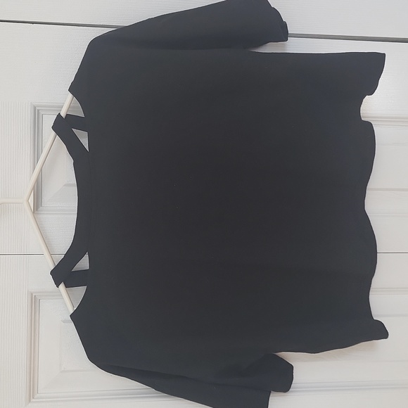 Black Rose crop top sz. M - Picture 5 of 6